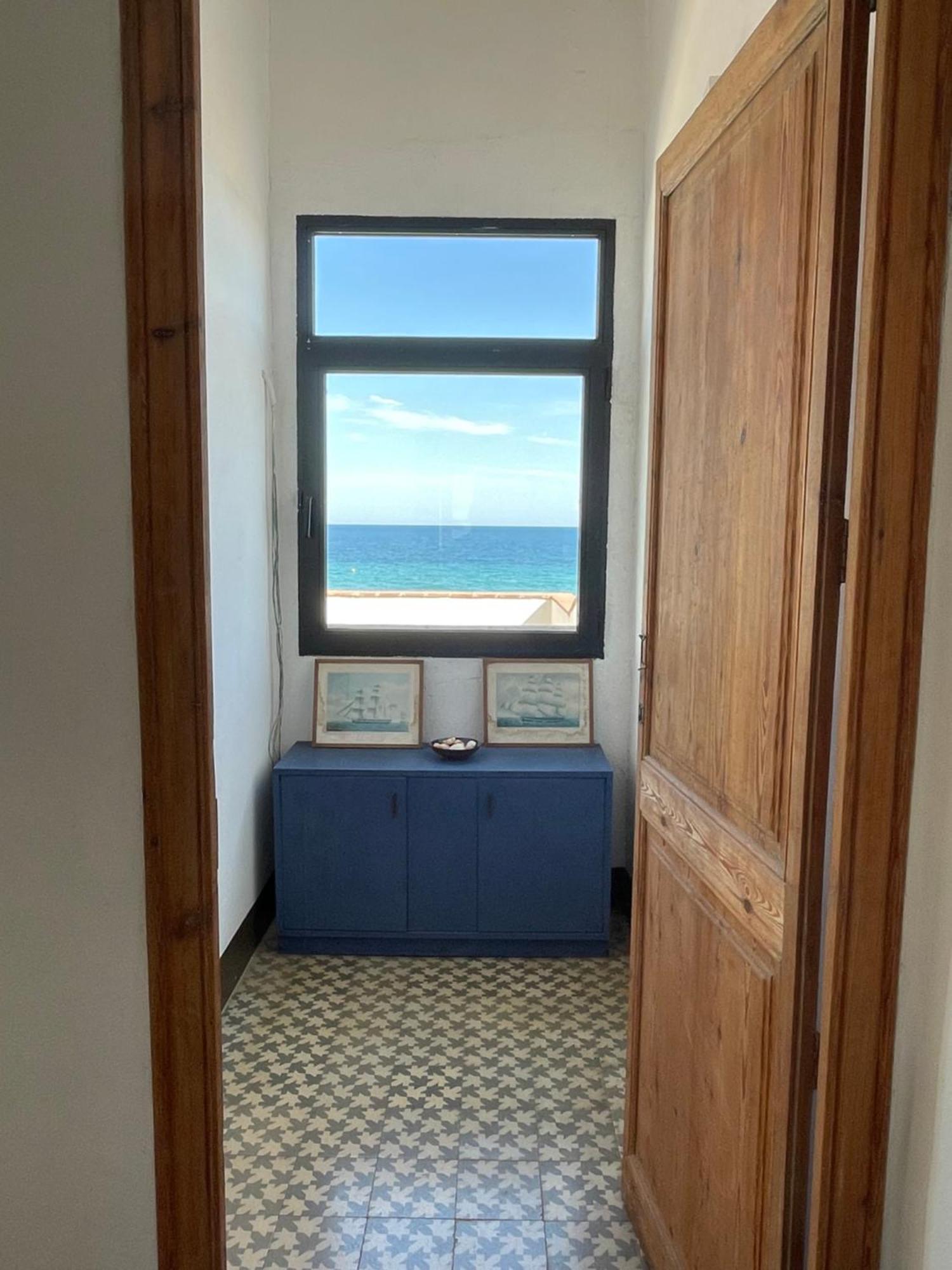 Espectacular Casa Indiana En Primera Linea De Mar Vilassar De Mar Dış mekan fotoğraf